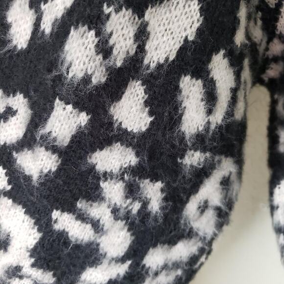 Universal Thread Leopard Long Sleeve Cardigan L - Picture 5 of 8